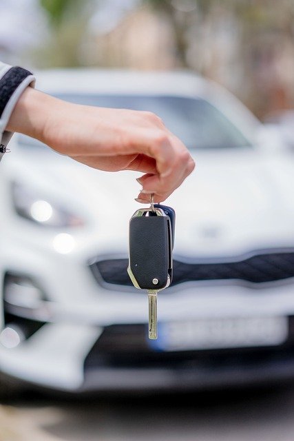 https://rentiocars.com/